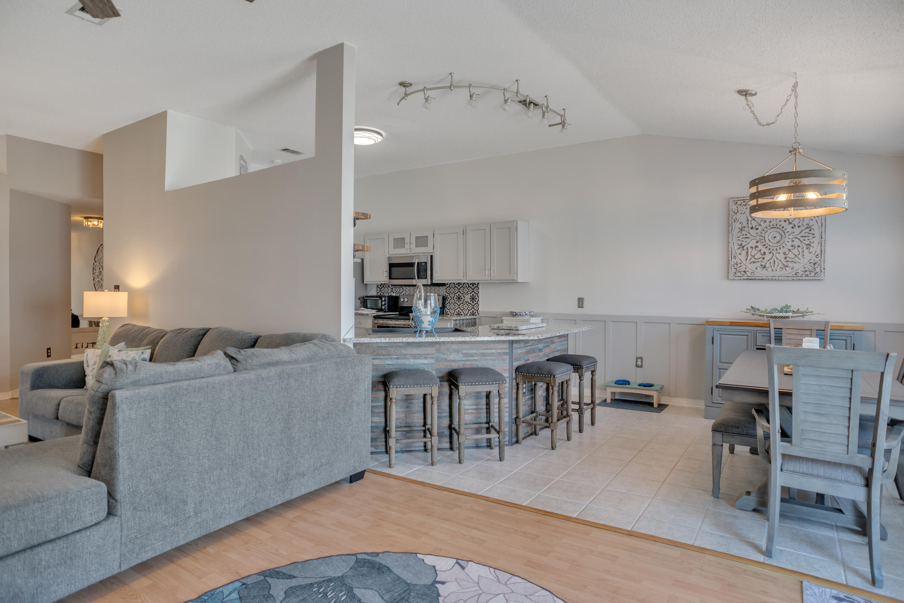 673 Randall Roberts Road Fort Walton Beach, FL 32547 - Photo 6 of 17 _RAD6514