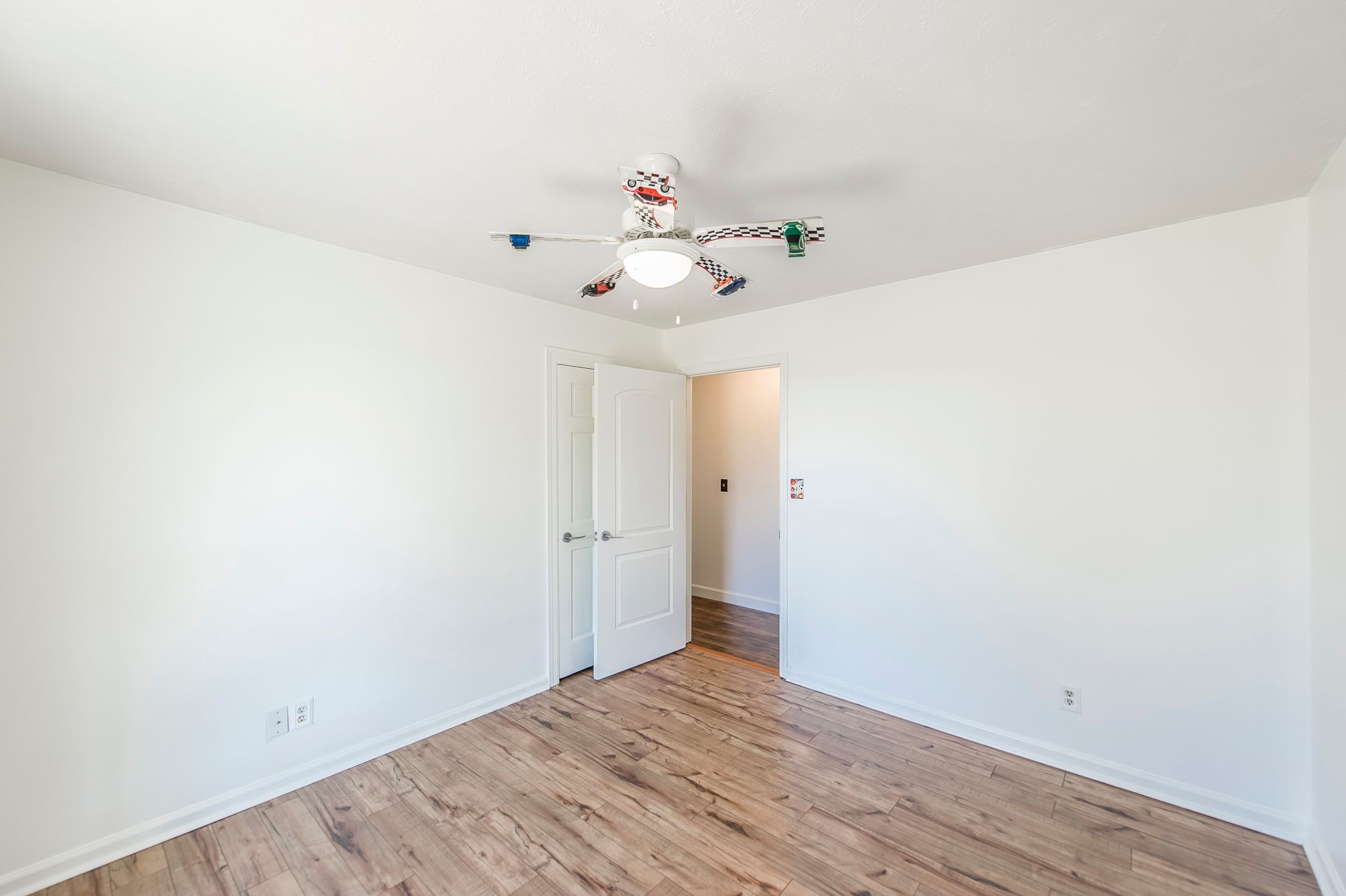 1881 Pinnacle Road Pleasant View, TN 37146 - Photo 21 of 62 a view of an empty room