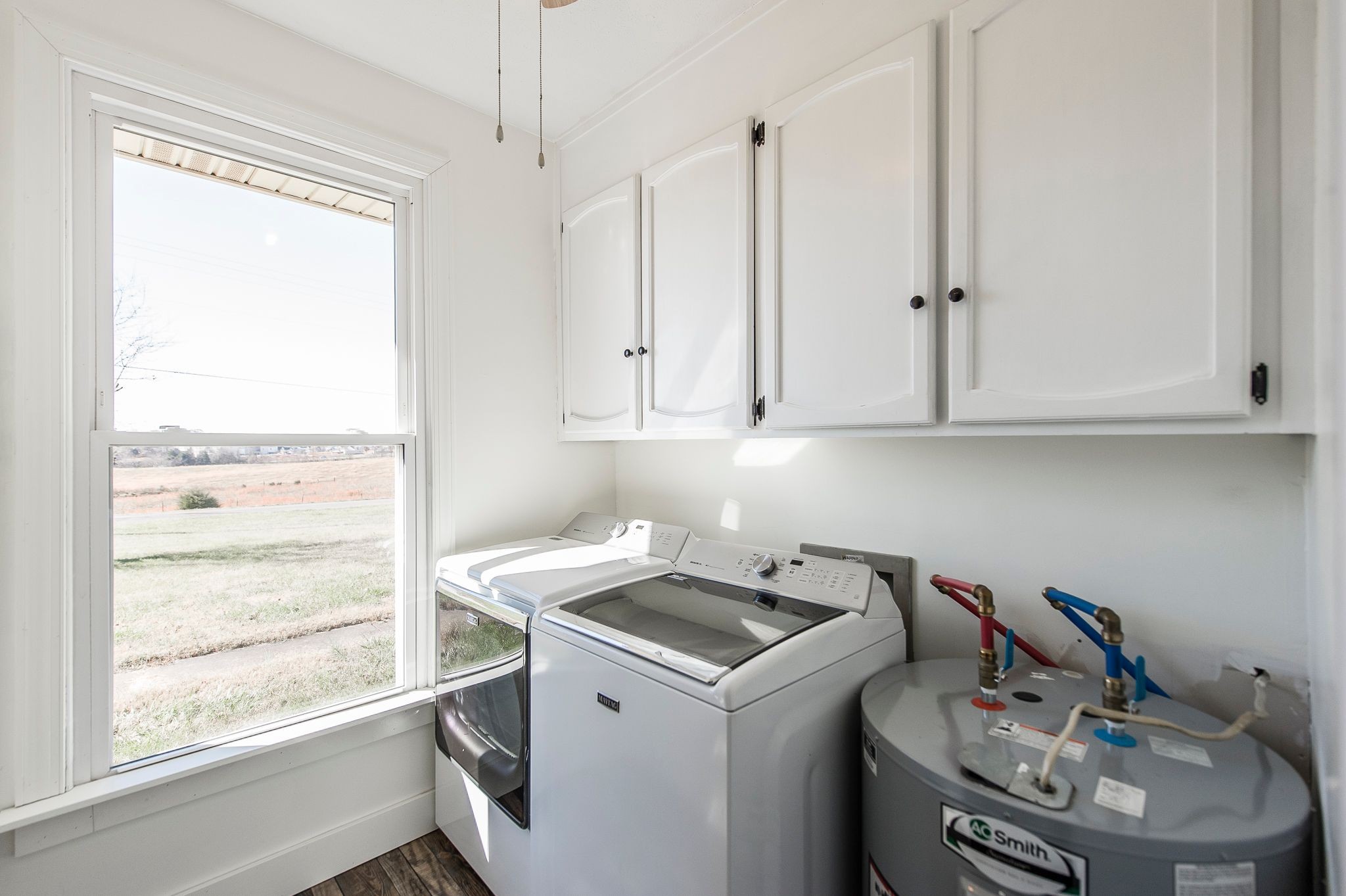 1881 Pinnacle Road Pleasant View, TN 37146 - Photo 35 of 62 a utility room with sink dryer and washer