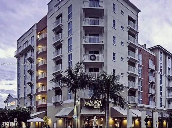 $2,400 | 7266 Southwest 88th Street, Unit A307, Miami, FL 33156