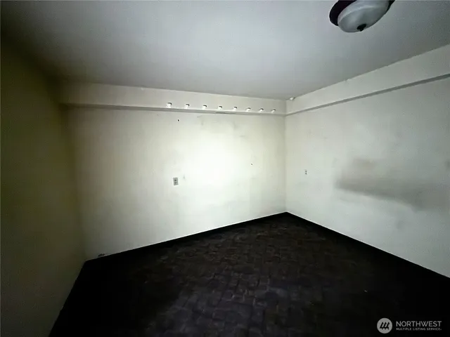 $235,000 | 927 East Cherry Avenue, Moses Lake, WA 98837