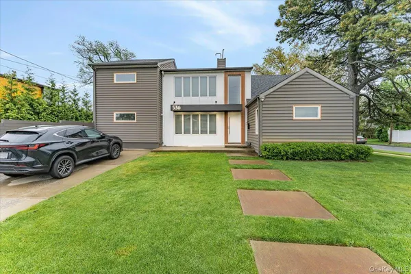 $7,900 | 536 Oxford Road, Cedarhurst, NY 11516