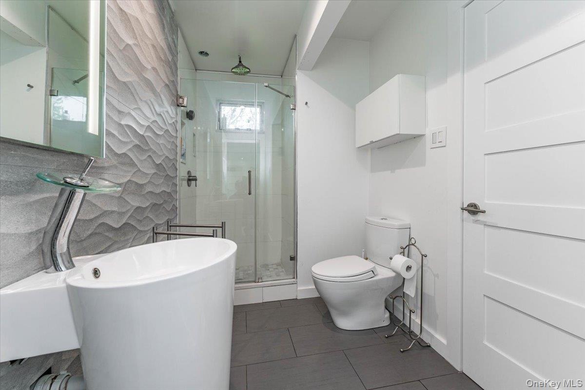 536 Oxford Road Cedarhurst, NY 11516 - Photo 15 of 22