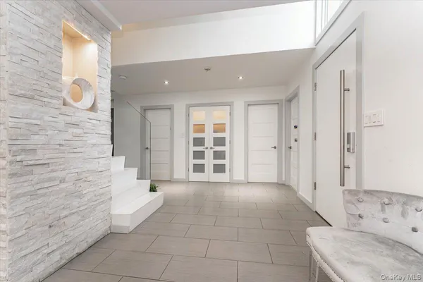 $7,900 | 536 Oxford Road, Cedarhurst, NY 11516