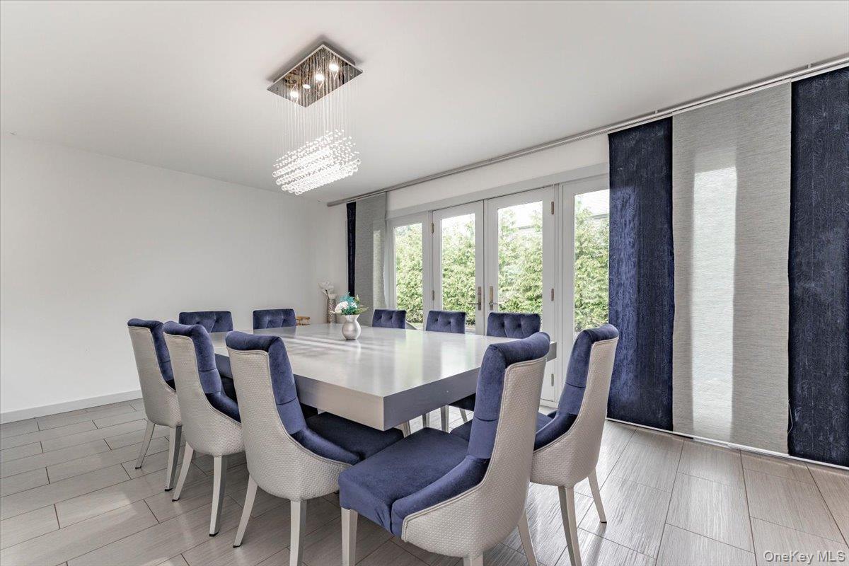 536 Oxford Road Cedarhurst, NY 11516 - Photo 7 of 22