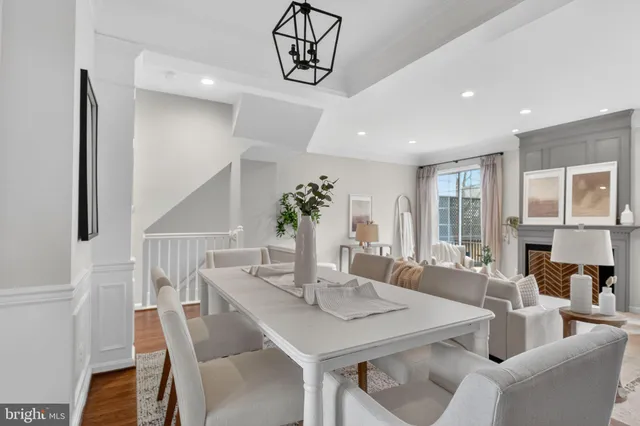 $674,900 | 47610 Watkins Island Square, Sterling, VA 20165