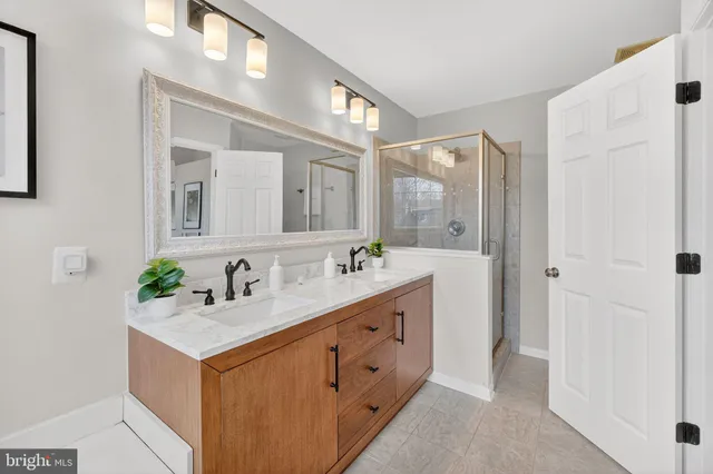 $674,900 | 47610 Watkins Island Square, Sterling, VA 20165