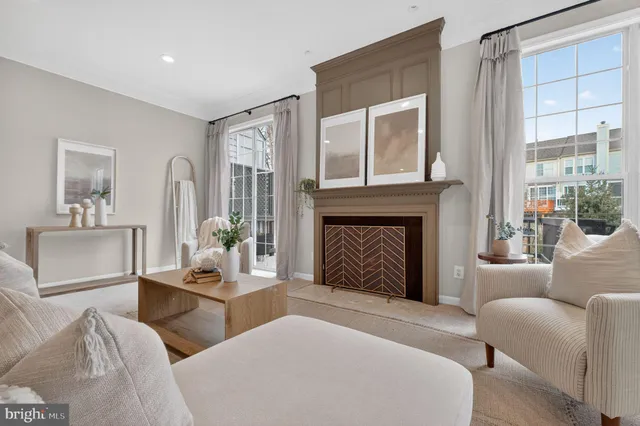 $674,900 | 47610 Watkins Island Square, Sterling, VA 20165