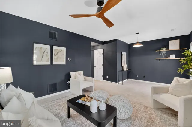 $674,900 | 47610 Watkins Island Square, Sterling, VA 20165