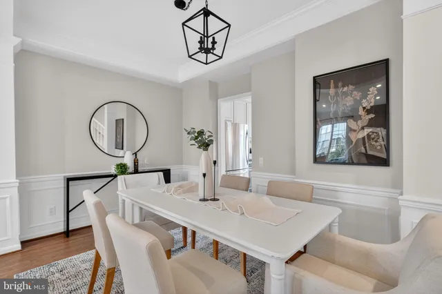 $674,900 | 47610 Watkins Island Square, Sterling, VA 20165