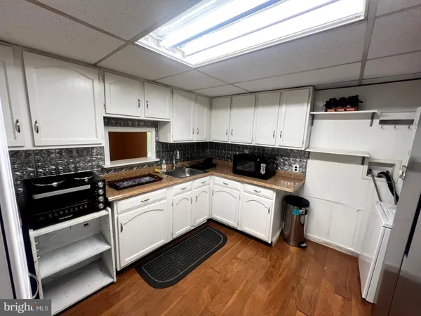 $3,749 | 516 Meadow Hall Drive, Unit D516, Rockville, MD 20851