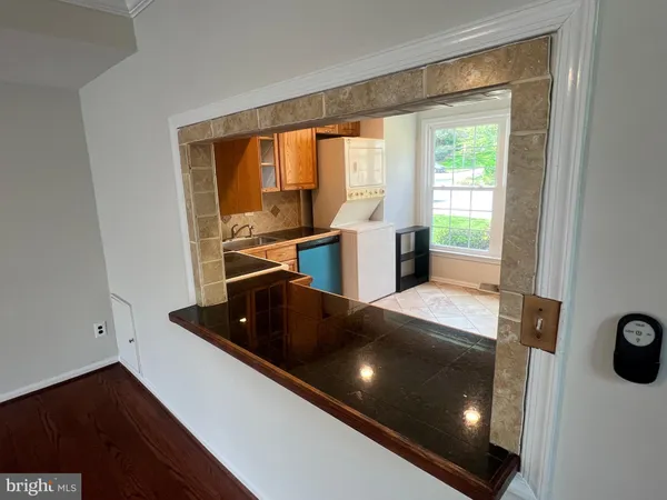 $3,749 | 516 Meadow Hall Drive, Unit D516, Rockville, MD 20851