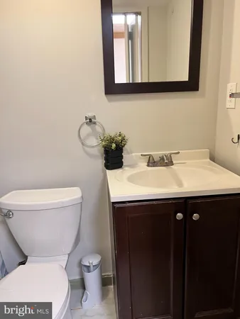 $3,625 | 516 Meadow Hall Drive, Unit D516, Rockville, MD 20851