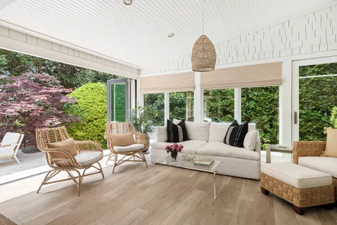 $3,200,000 | 192 Halsey Street, Southampton, NY 11968