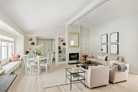 $3,200,000 | 192 Halsey Street, Southampton, NY 11968