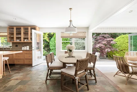 $3,200,000 | 192 Halsey Street, Southampton, NY 11968