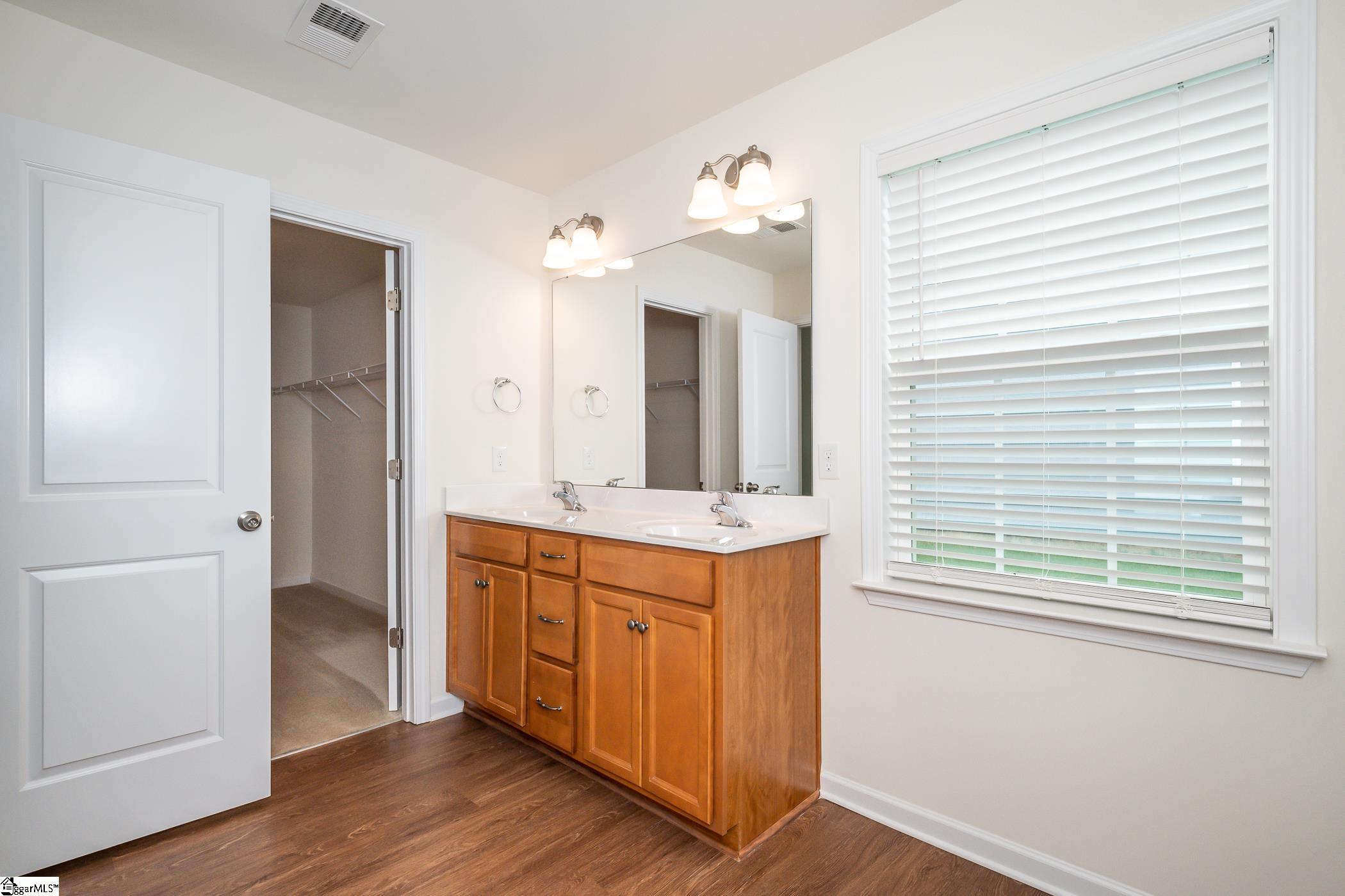 107 Parvin Court Greenville, SC 29607 - Photo 28 of 36 Gallery Image 28