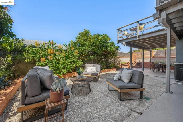 $1,049,000 | 501 Bonnie Drive, El Cerrito, CA 94530