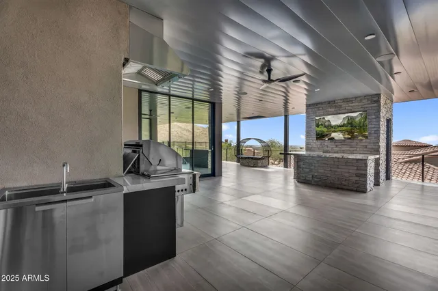 $3,999,999 | 14296 East Kalil Drive, Scottsdale, AZ 85259