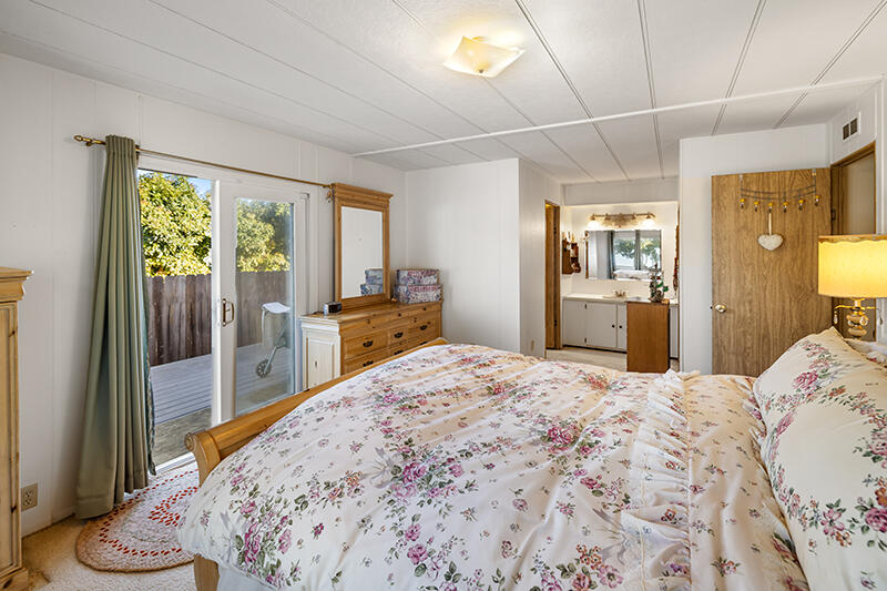 5750 Via Real, Unit 204 Carpinteria, CA 93013 - Photo 14 of 29 09b-5750VR-Primary