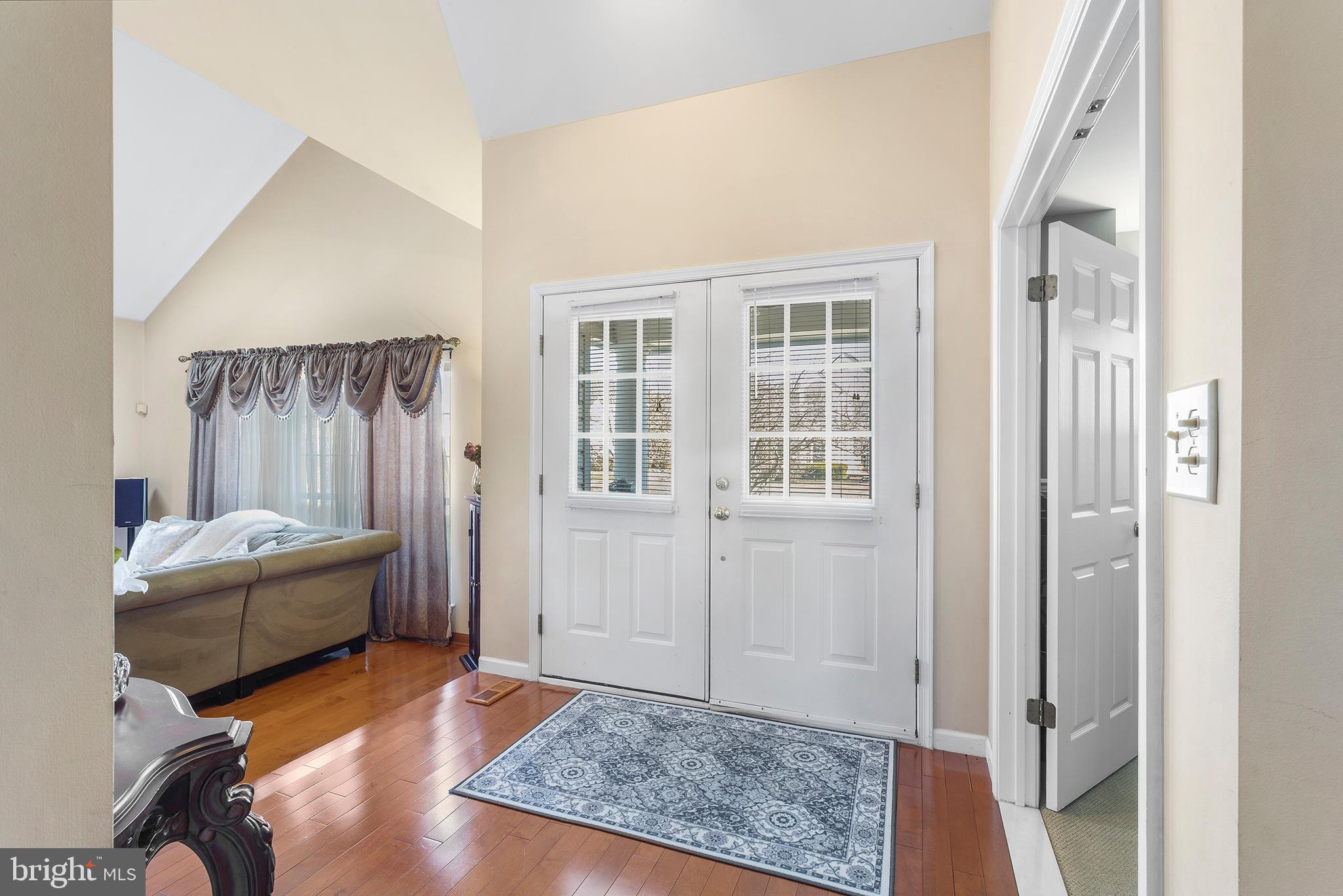 12 Pavilion Road Voorhees, NJ 08043 - Photo 4 of 28