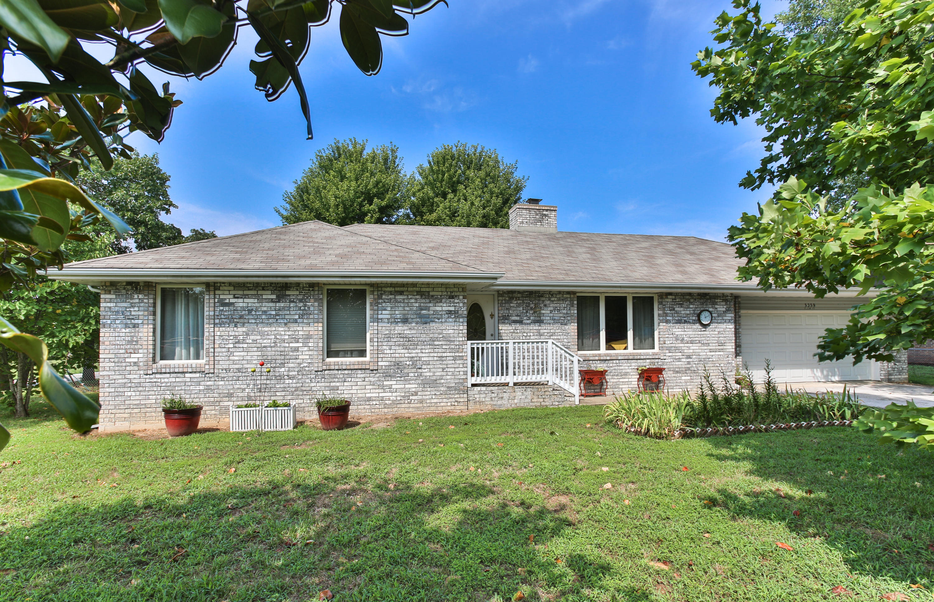 5359 South Old Wire Road Brookline, MO 65619 - Photo 1 of 1 GD5A7791