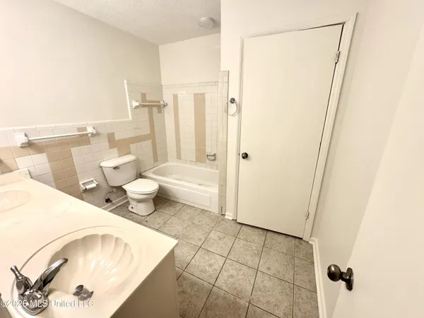 $259,900 | 8761 Chesterfield Drive, Southaven, MS 38671