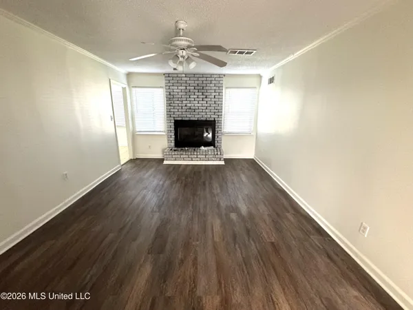 $259,900 | 8761 Chesterfield Drive, Southaven, MS 38671