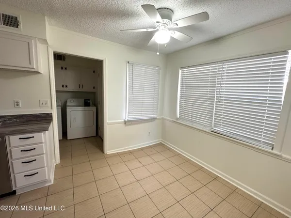 $259,900 | 8761 Chesterfield Drive, Southaven, MS 38671