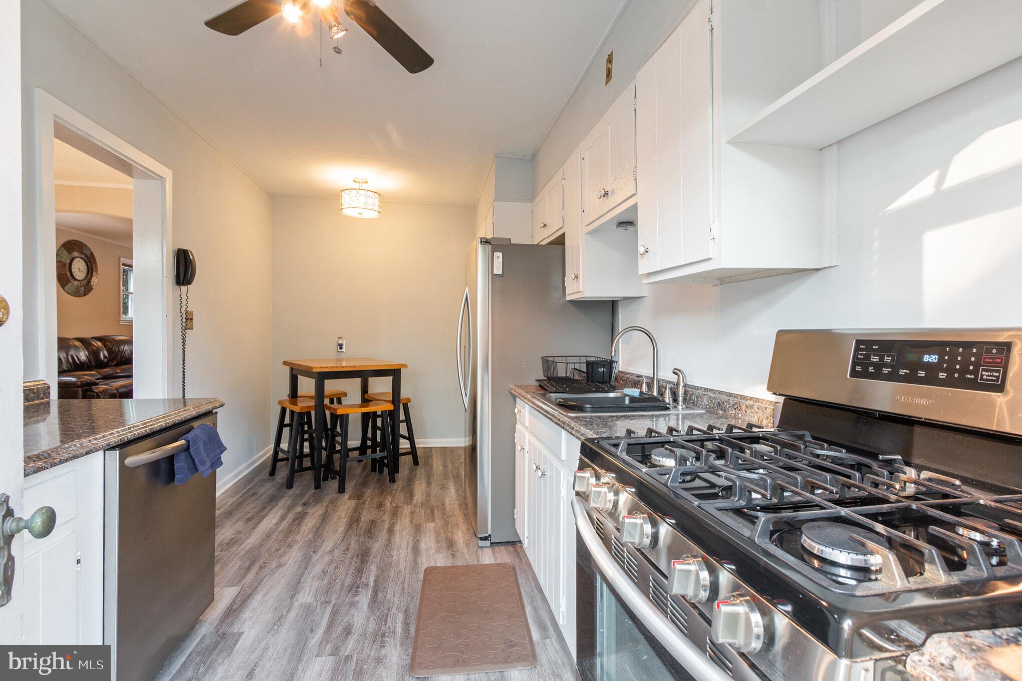 429 Overbrook Road Catonsville, MD 21228 - Photo 14 of 30