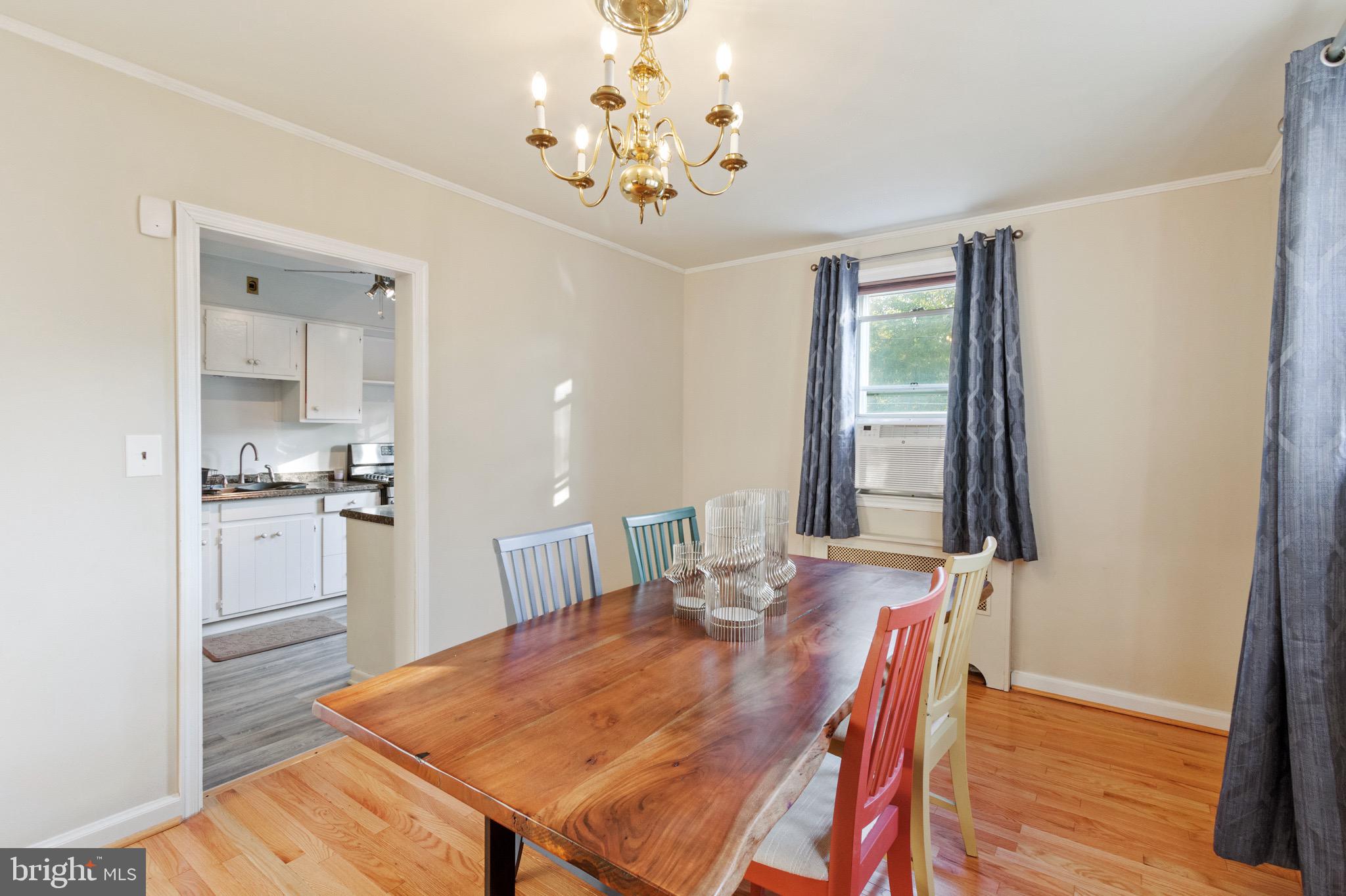 429 Overbrook Road Catonsville, MD 21228 - Photo 5 of 30 Dining area