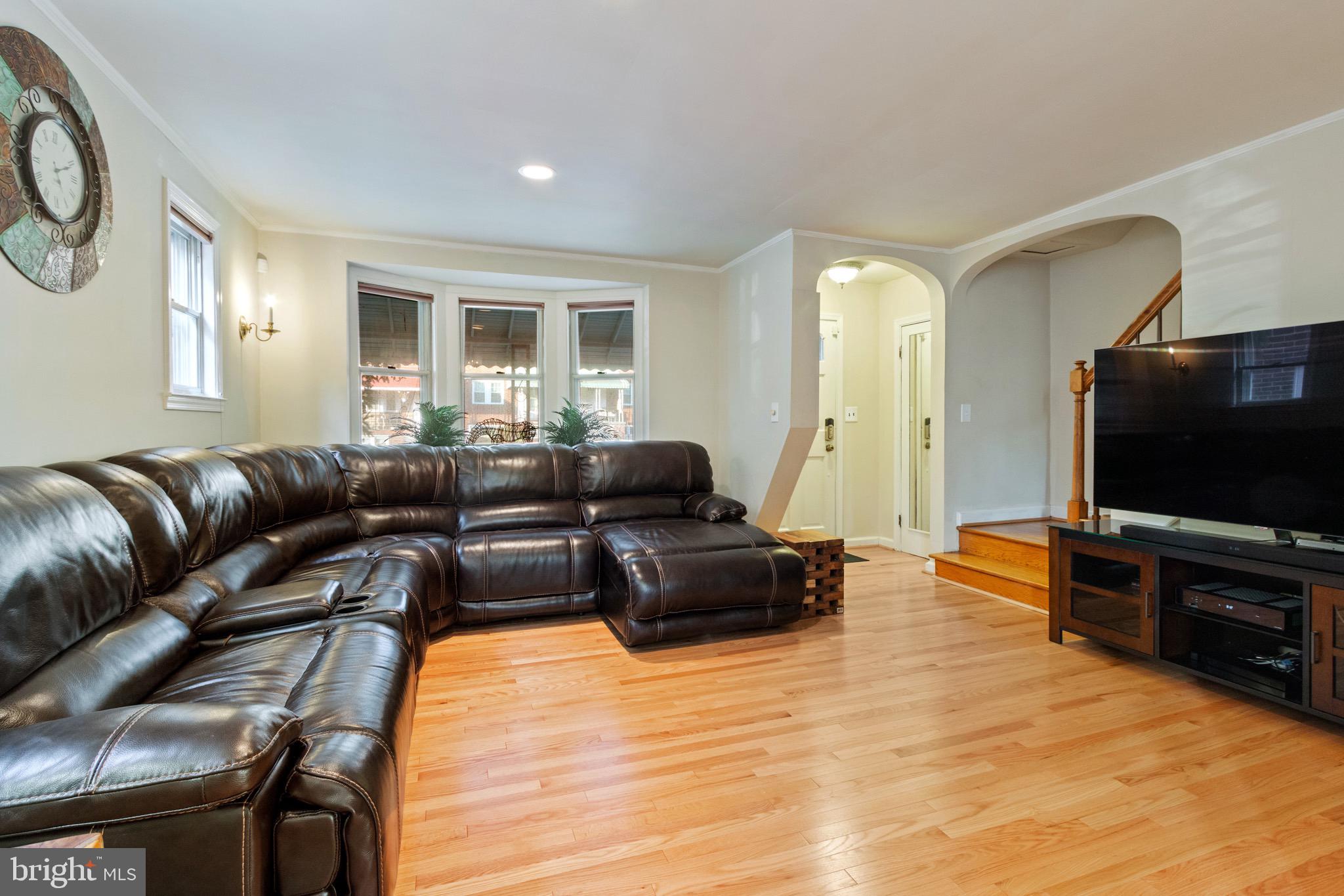 429 Overbrook Road Catonsville, MD 21228 - Photo 6 of 30 Renovated Living Room