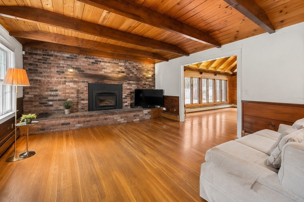 468 Delano Road Marion, MA 02738 - Photo 8 of 42