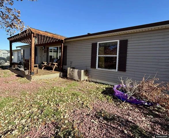 $260,000 | 127 Angus Loop, Douglas, WY 82633