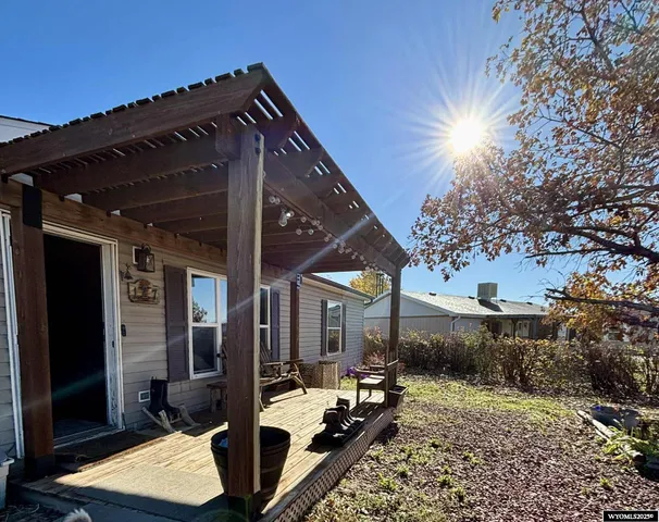 $260,000 | 127 Angus Loop, Douglas, WY 82633