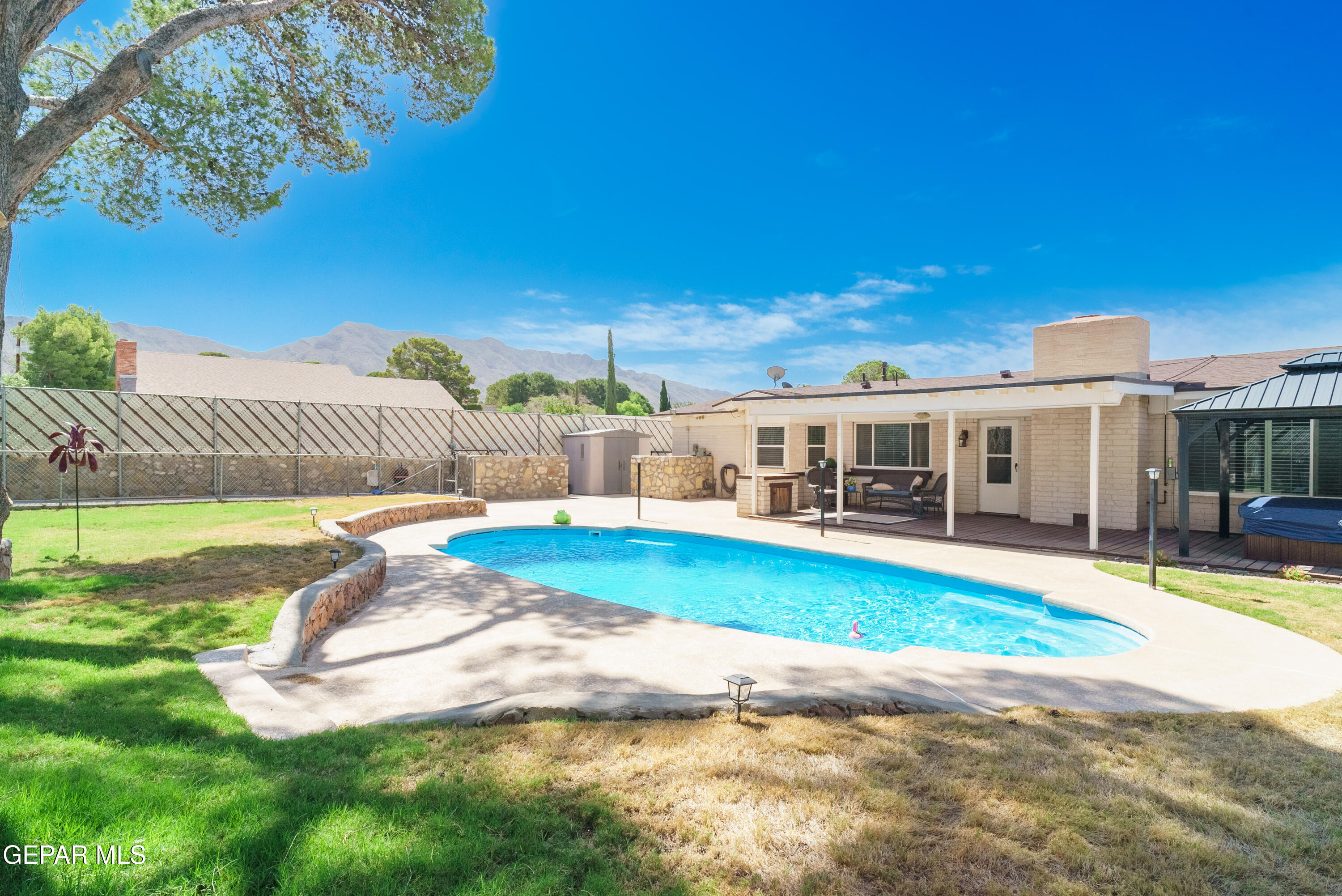 6201 El Risco Street El Paso, TX 79912 - Photo 8 of 41 6201 El Risco Hector Torres 20MB-5