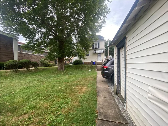 $205,000 | 920 4th Avenue, Conway, PA 15027
