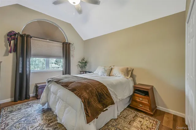 $1,500,000 | 4 Apple Lane, Wading River, NY 11792