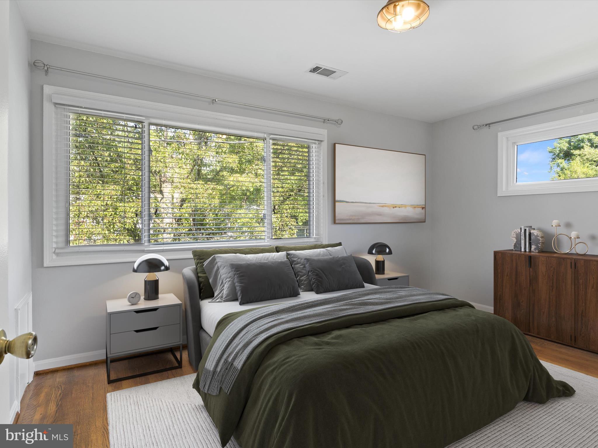 3613 Old Post Road Fairfax, VA 22030 - Photo 27 of 63 Upper Level - Front Bedroom