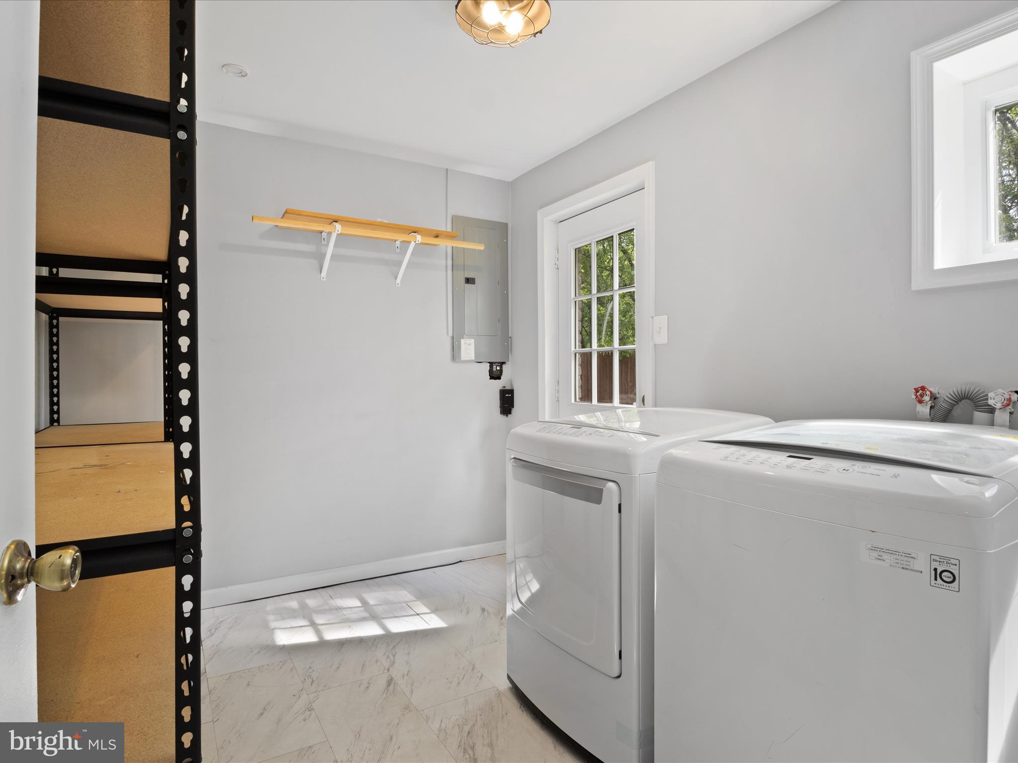 3613 Old Post Road Fairfax, VA 22030 - Photo 40 of 63 Lower Level - Laundry