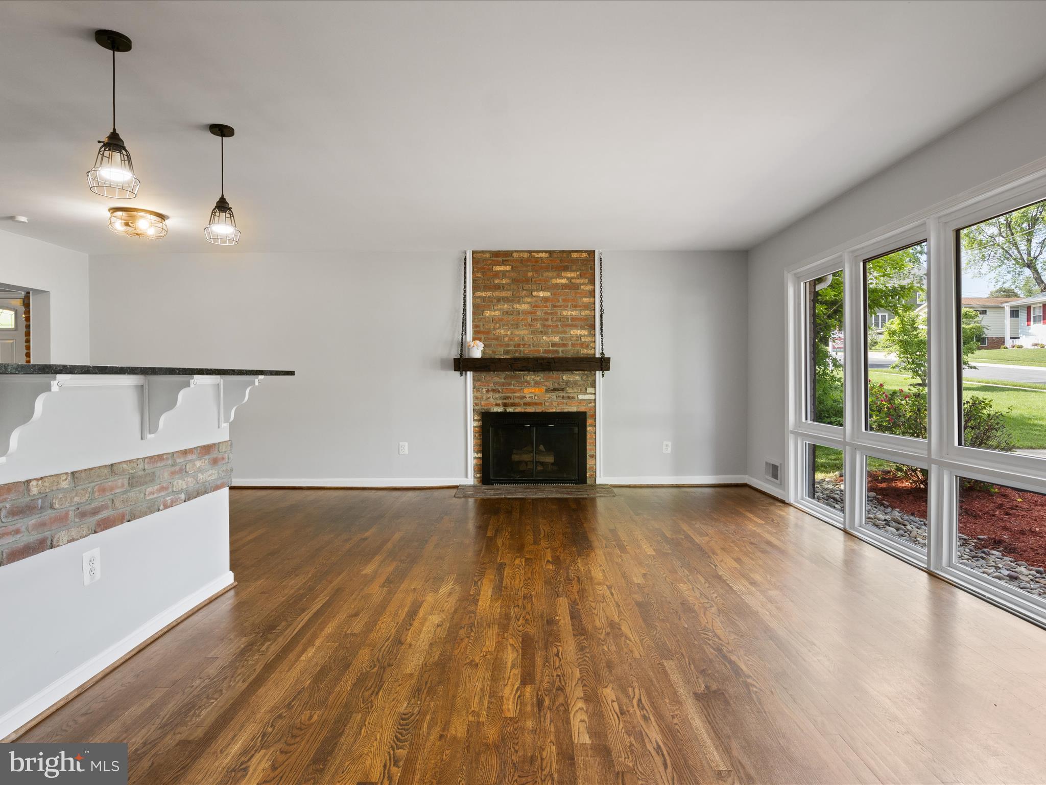 3613 Old Post Road Fairfax, VA 22030 - Photo 8 of 63 Main Level - Living Room