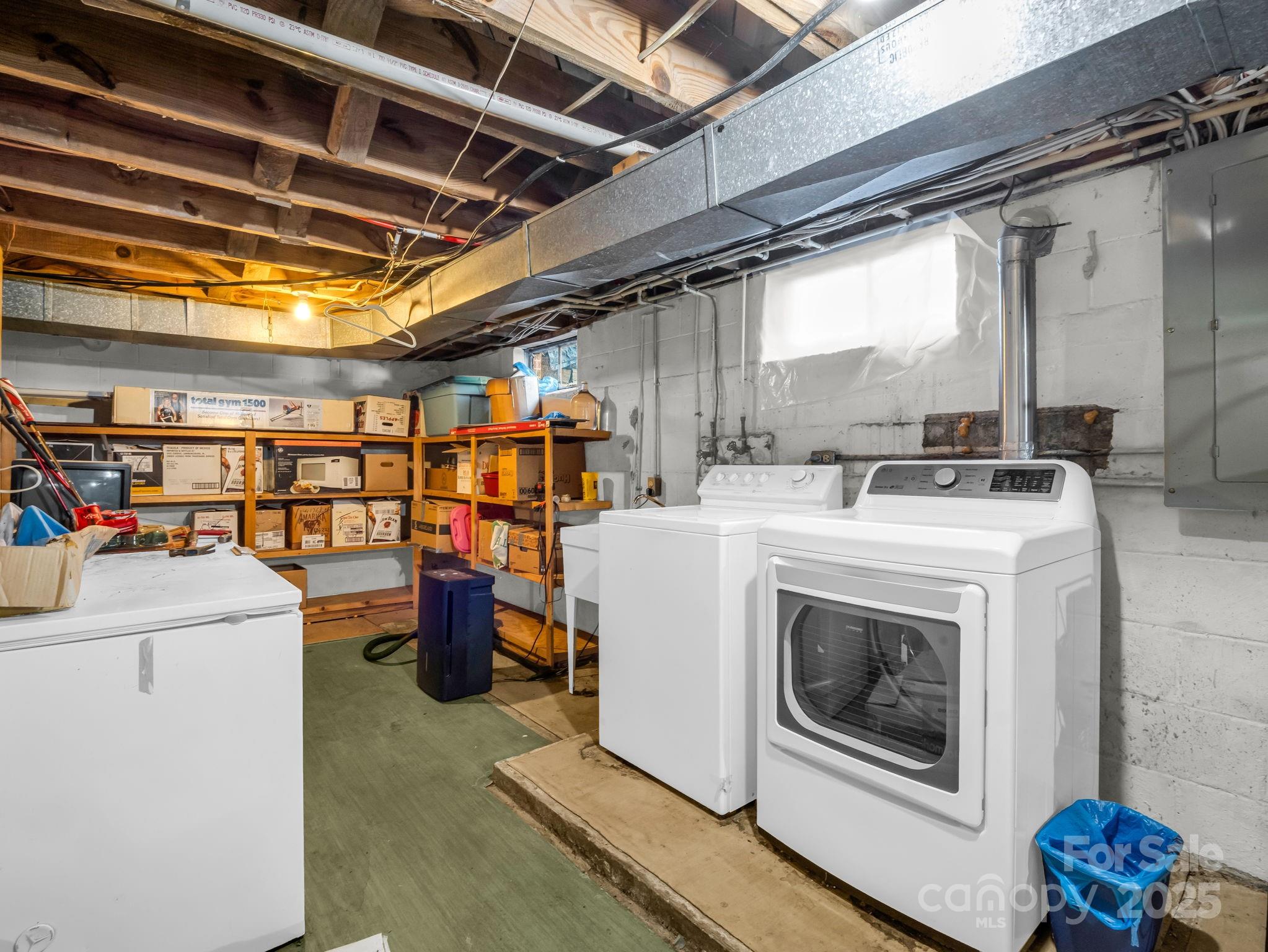 290 Stepp Mill Road Hendersonville, NC 28792 - Photo 24 of 29 a utility room with dryer and washer