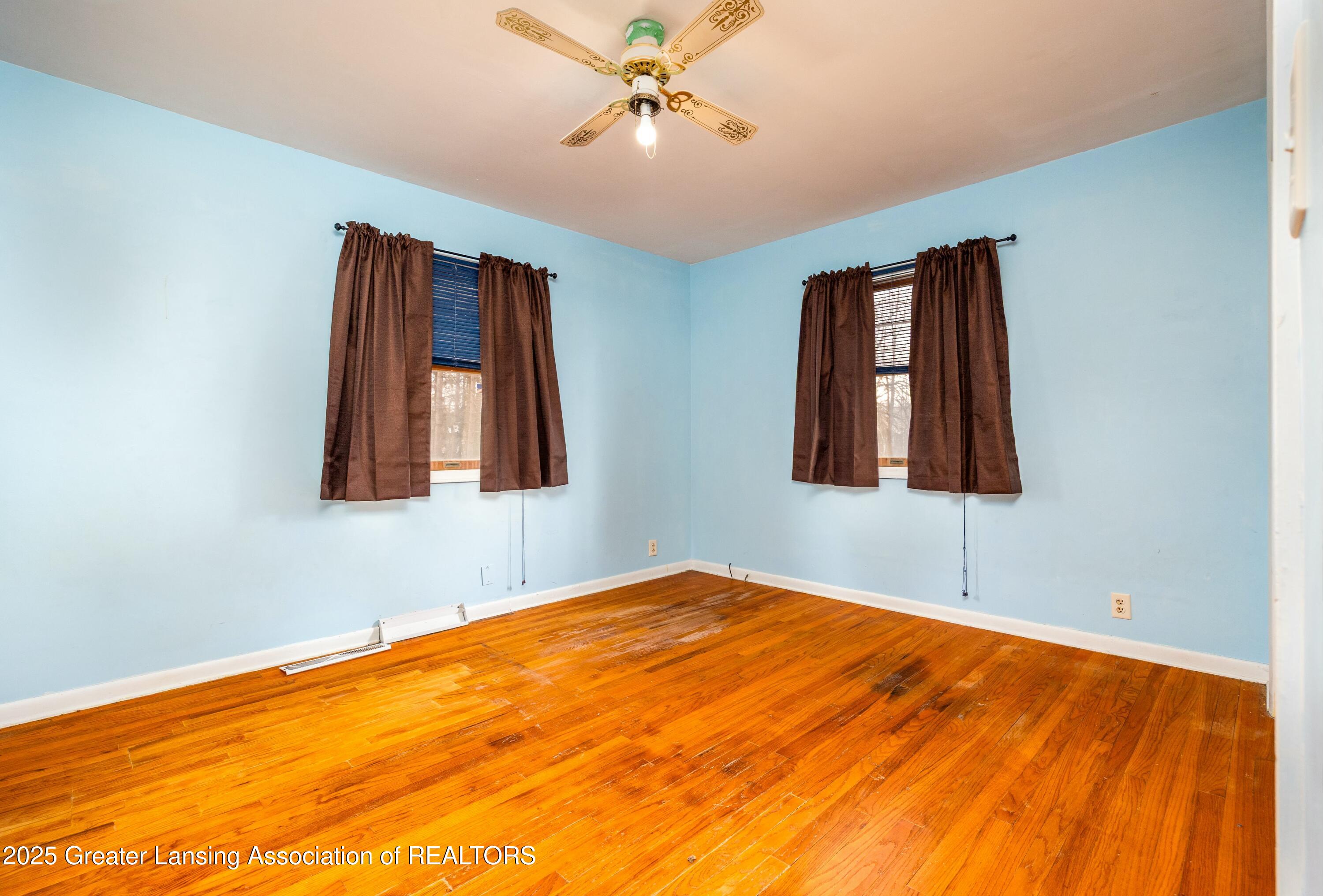 11740 South Broadbent Road Lansing, MI 48917 - Photo 12 of 26 Primary Bedroom