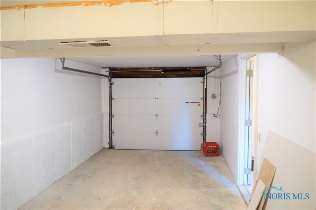 836 Burke Glen Road Toledo, OH 43607 - Photo 10 of 14 Gallery Image 10