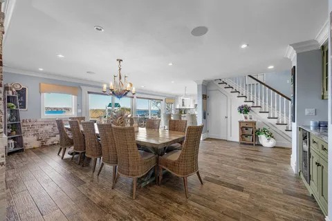 $6,950,000 | 278 West West Lake Drive, Montauk, NY 11954