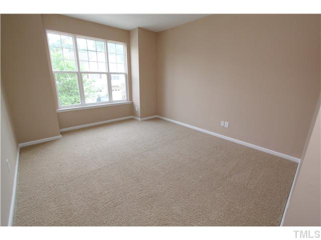 2327 Putters Way Raleigh, NC 27614 - Photo 14 of 16 Gallery Image 14