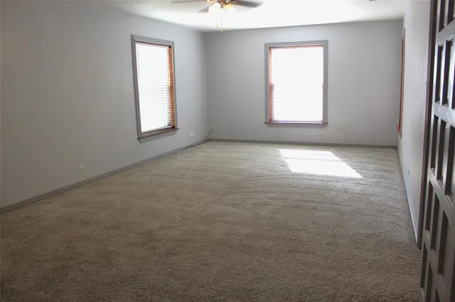 $279,000 | 304 West Live Oak Street, Dublin, TX 76446