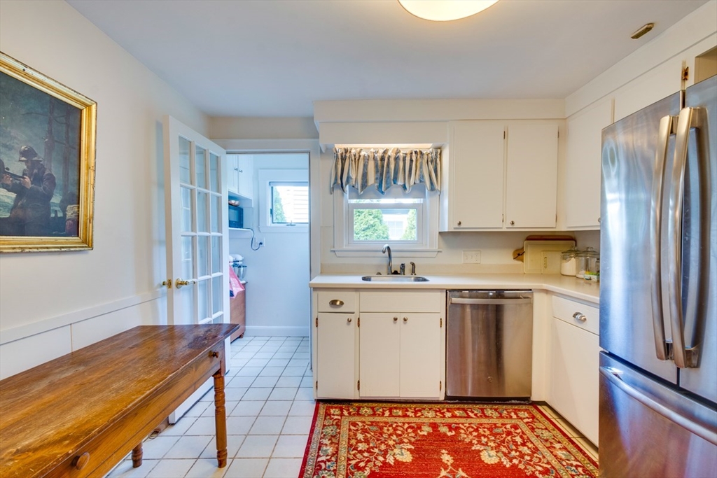 100 Ravine Road Medford, MA 02155 - Photo 19 of 41