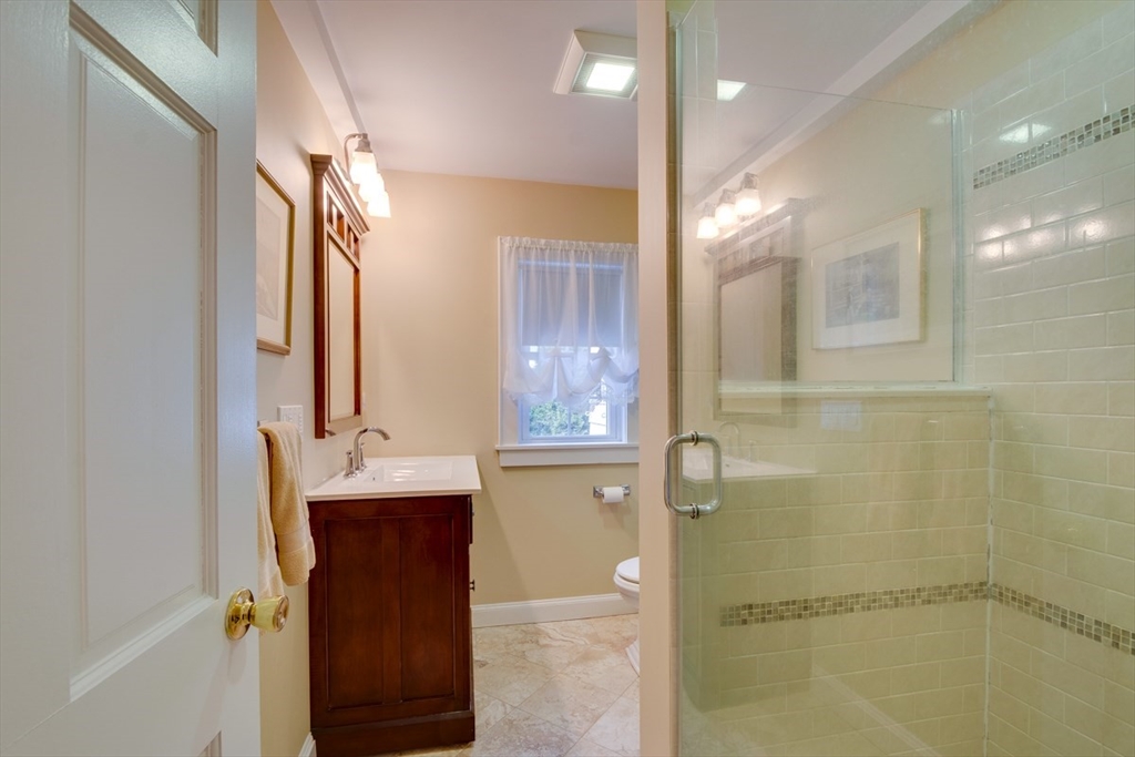 100 Ravine Road Medford, MA 02155 - Photo 22 of 41