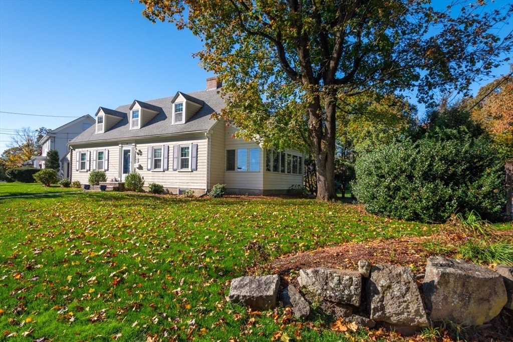 100 Ravine Road Medford, MA 02155 - Photo 3 of 41